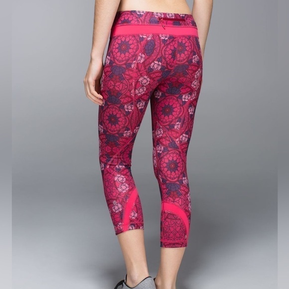 Lululemon Run Inspire cropII prism floral guava lava boom juice legging Sz-4 B11 - Picture 2 of 13